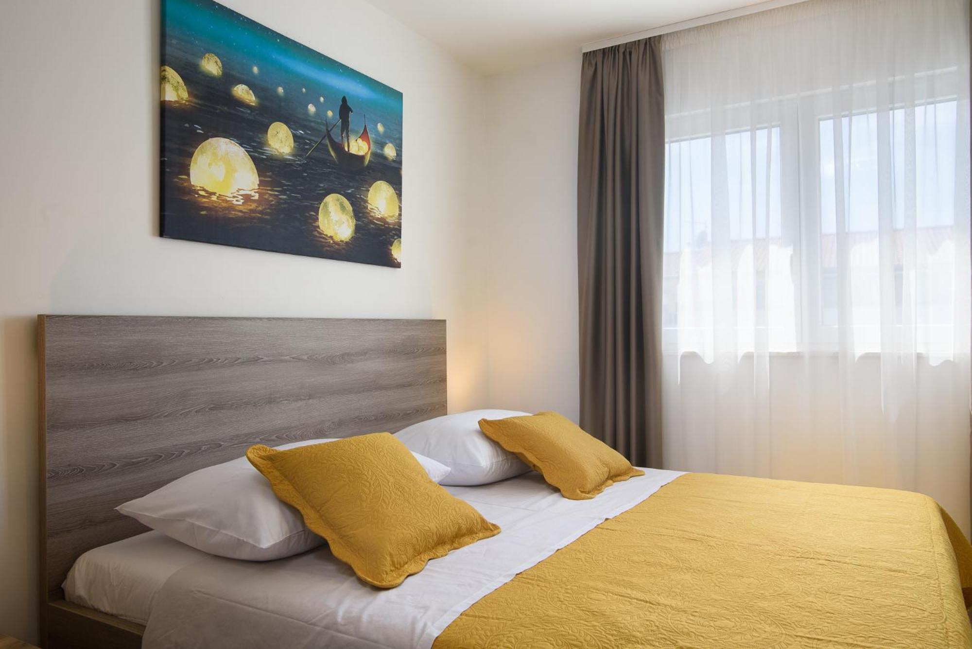 Villa Barbara & Zoran With Free Parking And Heated Swimming Pool Seget Vranjica Ngoại thất bức ảnh