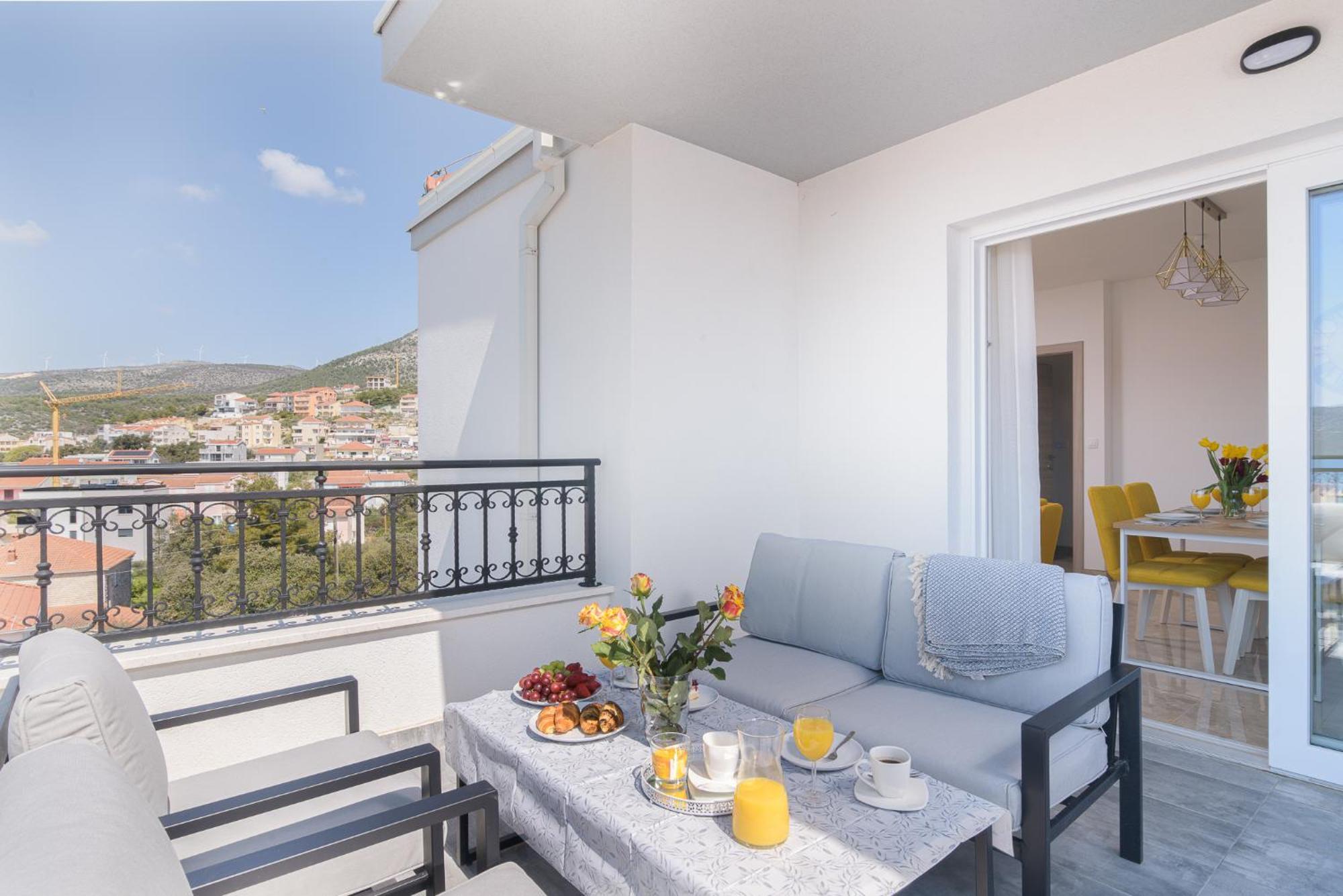 Villa Barbara & Zoran With Free Parking And Heated Swimming Pool Seget Vranjica Ngoại thất bức ảnh